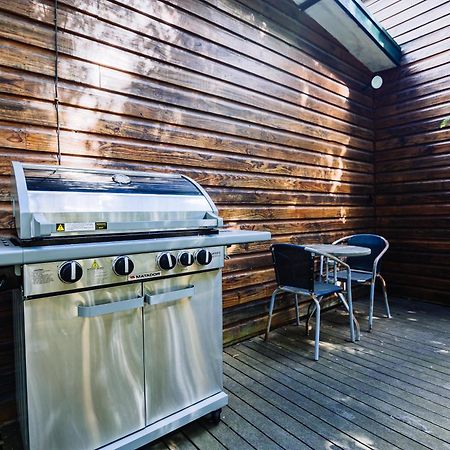 Warburton Lodge Экстерьер фото