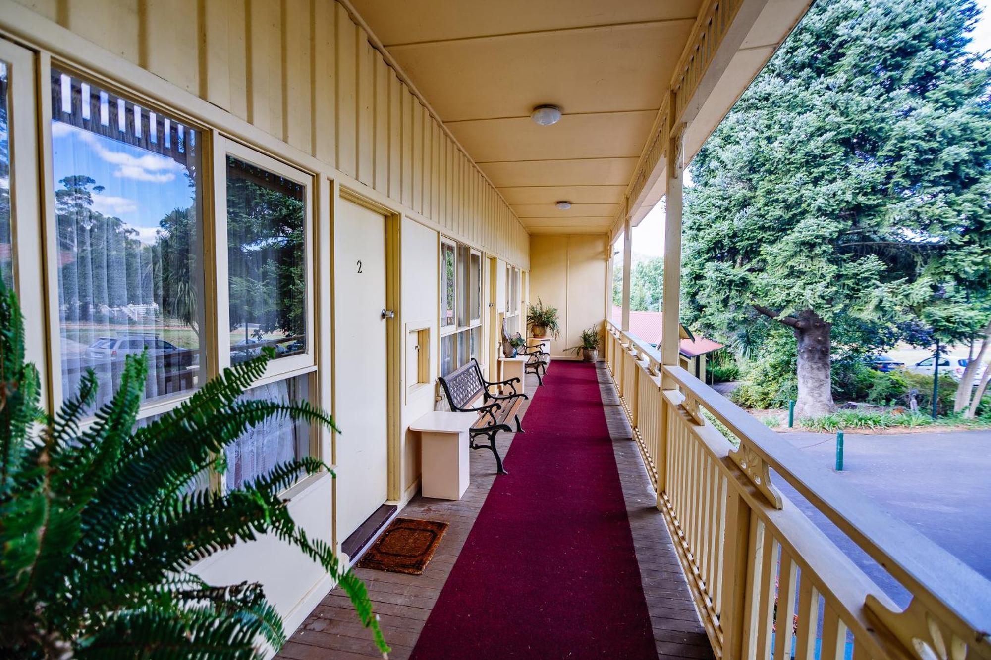 Warburton Lodge Экстерьер фото
