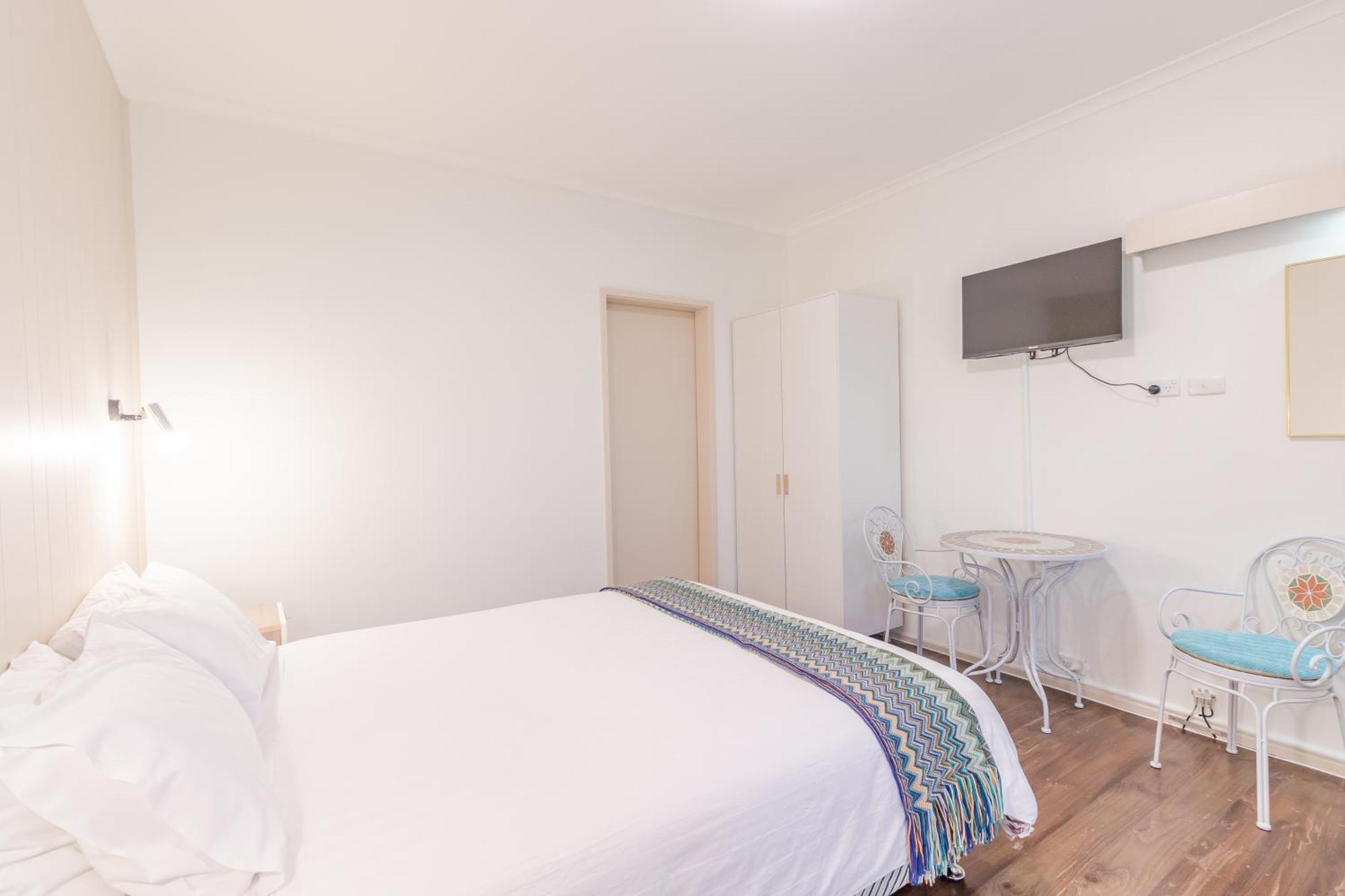 Warburton Lodge Экстерьер фото