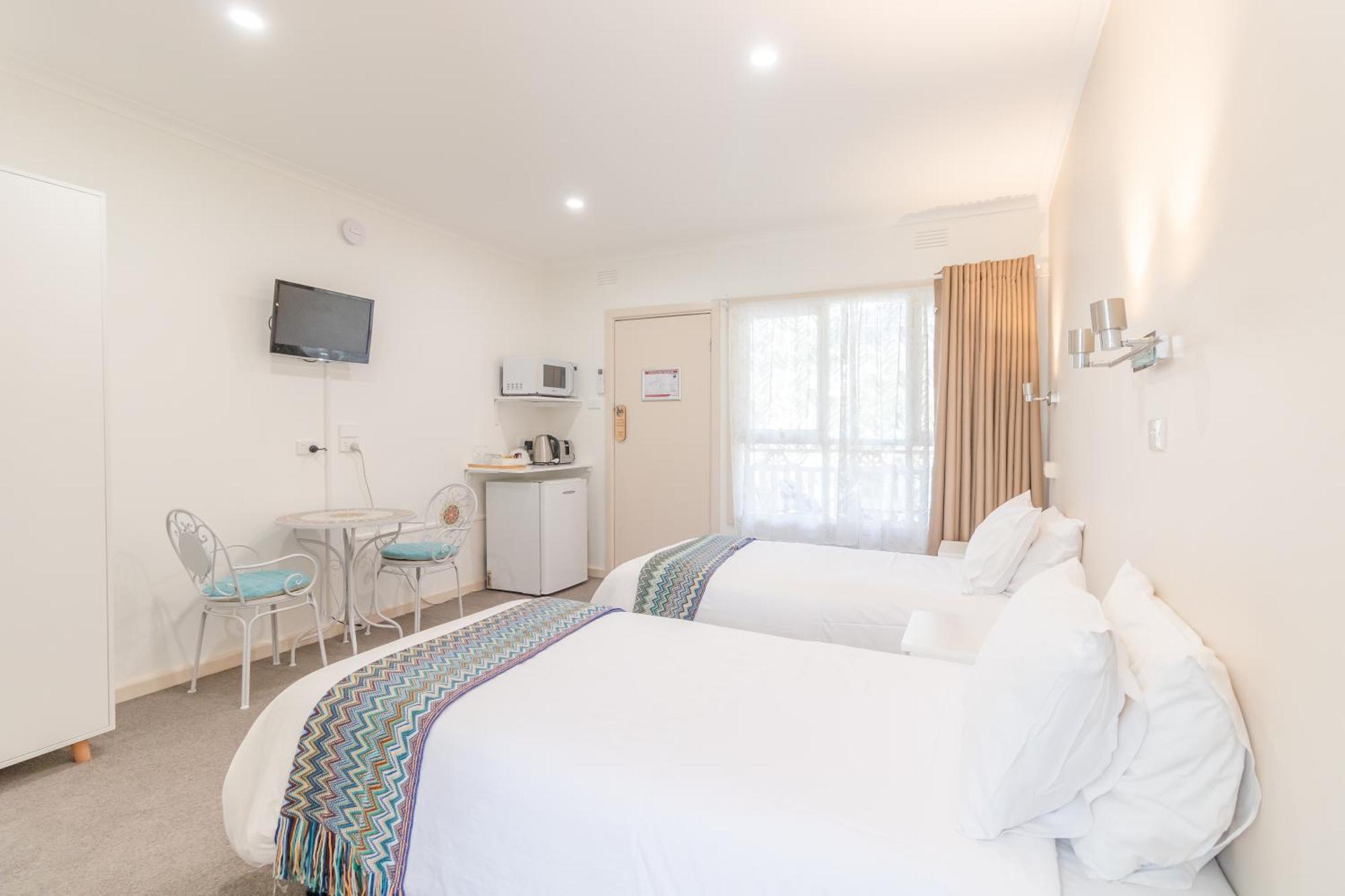 Warburton Lodge Экстерьер фото